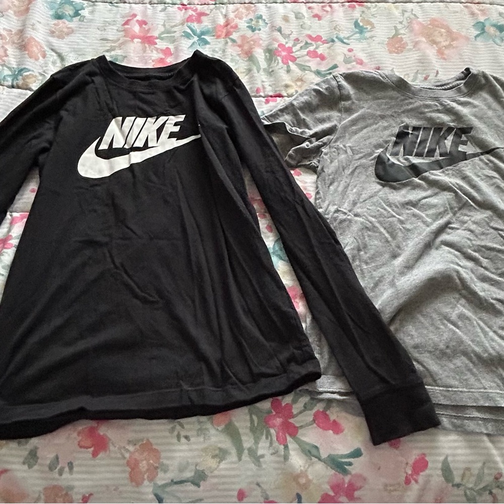 Nike Black and Gray Logo Shirt Bundle